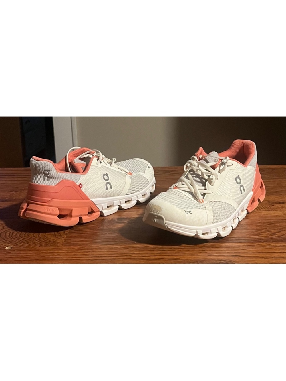 On Cloudflow Women's Running Shoes Size 7.5 White and Coral